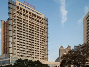 萬藝國際精品廣場深度評測 地段優勢下的商業價值與隱憂